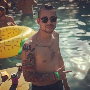 Meet your Posher, Dillion